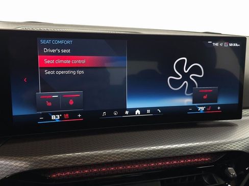 Used 2025 BMW M340i xDrive w/ Premium Package image 29