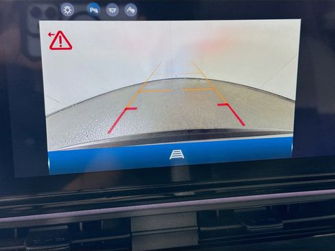 Used 2025 Honda Prologue Touring image 19