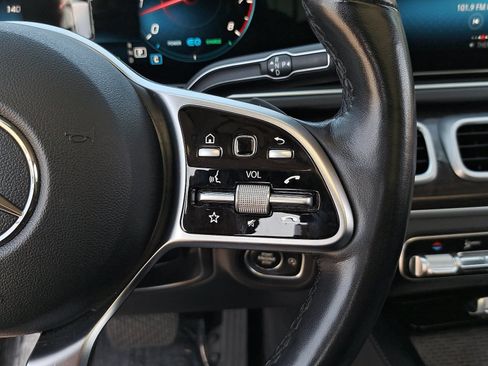 Used 2023 Mercedes-Benz GLS 450 4MATIC image 20