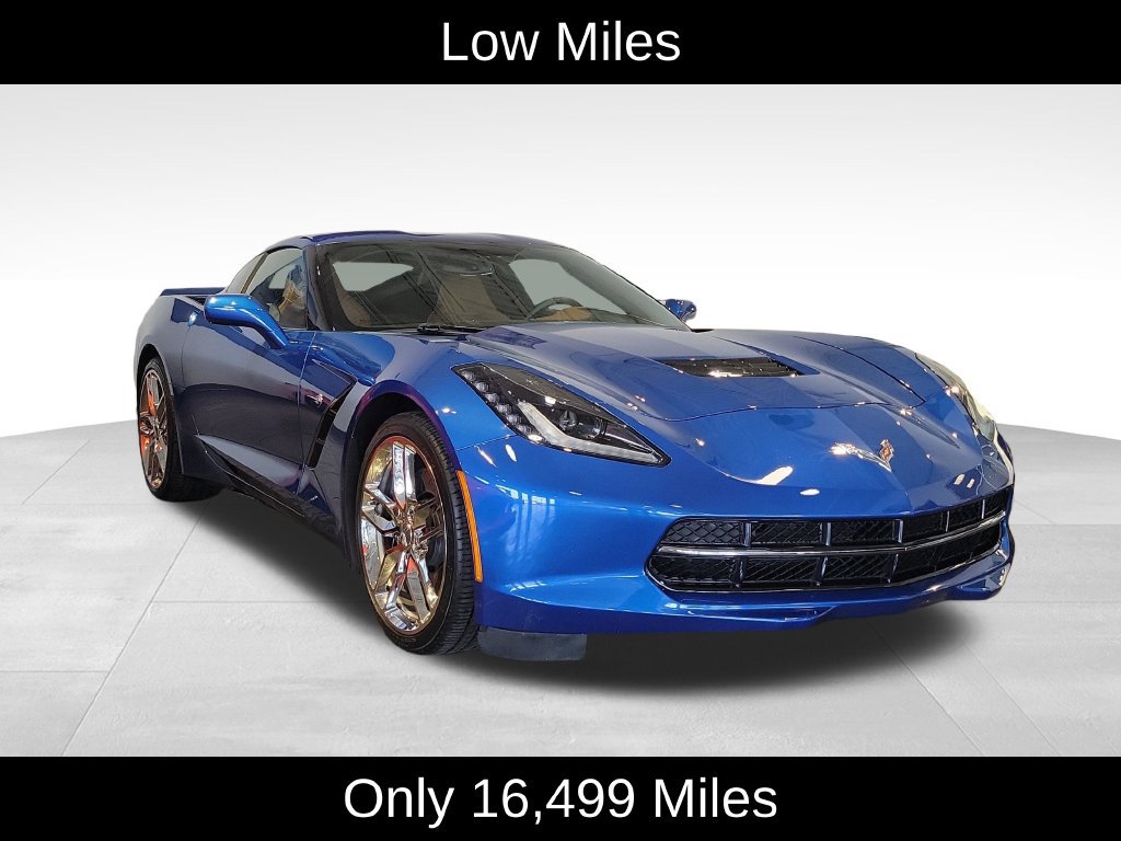 Used 2015 Chevrolet Corvette Stingray Coupe w/ 3LT Preferred Equipment Group RWD image 2