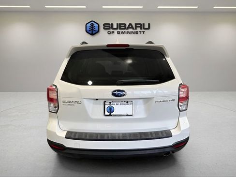Used 2018 Subaru Forester 2.5i Limited w/ Popular Package #2 AWD/4WD image 4