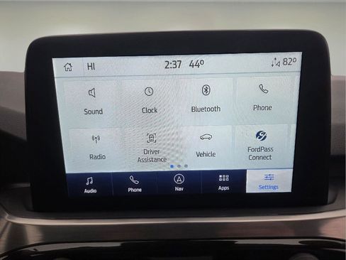 Used 2022 Ford Escape Titanium w/ Class II Trailer Tow Package image 18