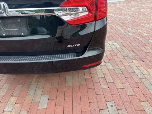 Used 2019 Honda Odyssey Elite image 12