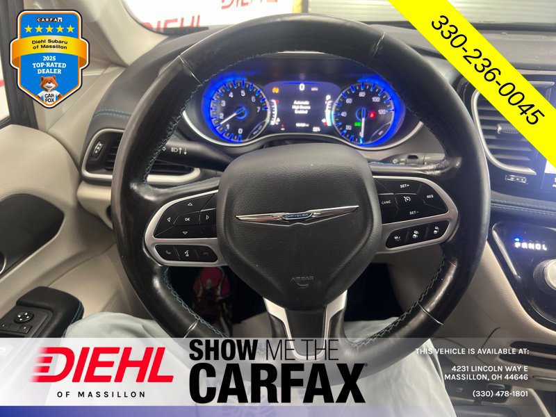 Used 2021 Chrysler Pacifica Touring w/ Cold Weather Group FWD image 28