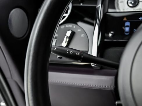 Used 2018 Rolls-Royce Wraith RWD image 26