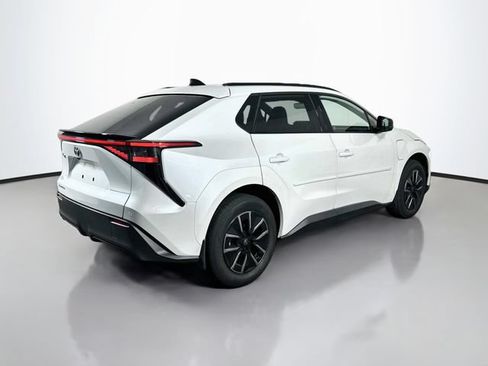 Used 2026 Toyota bZ AWD/4WD image 6