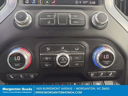 Used 2022 GMC Sierra 1500 SLT w/ SLT Premium Plus Package AWD/4WD image 24