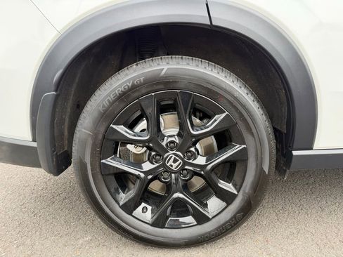Used 2025 Honda HR-V Sport image 10