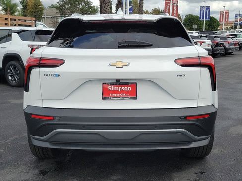 New 2026 Chevrolet Blazer EV LT image 21