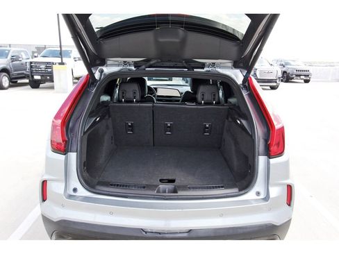 Used 2024 Cadillac XT4 Premium Luxury FWD image 30