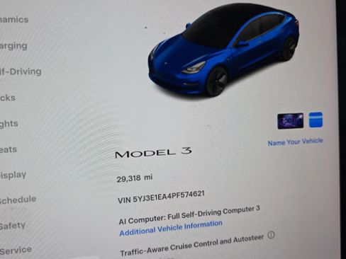 Used 2023 Tesla Model 3 Standard Range RWD image 3
