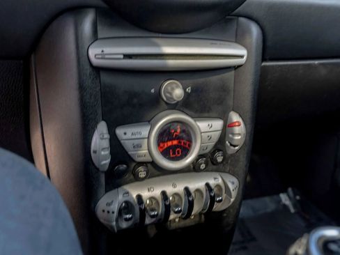 Used 2009 MINI Cooper S image 22