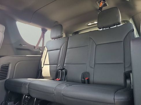 New 2026 Chevrolet Suburban LT w/ Comfort Package RWD image 15
