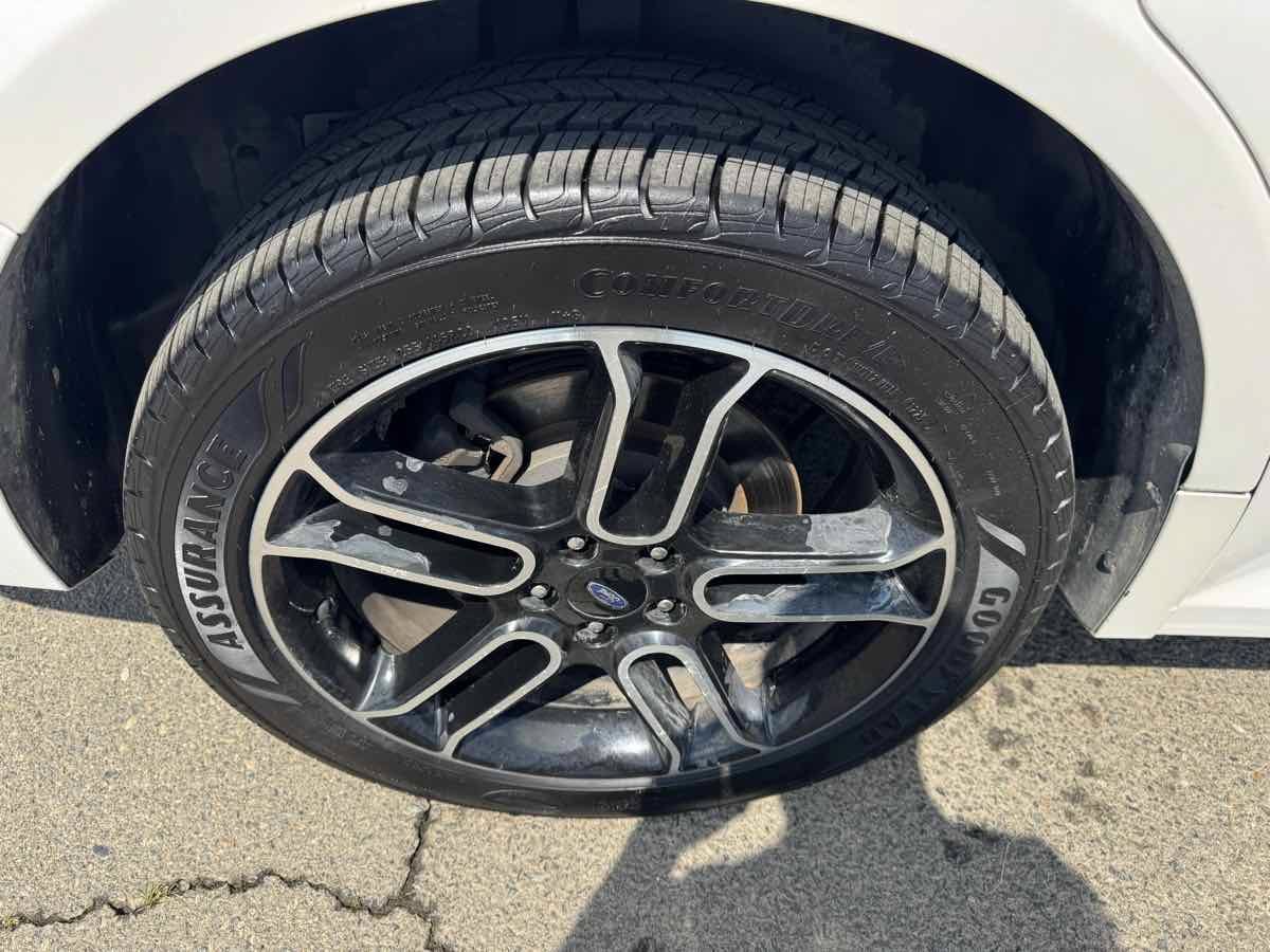 Used 2014 Ford Flex Limited w/ Appearance Package FWD image 38
