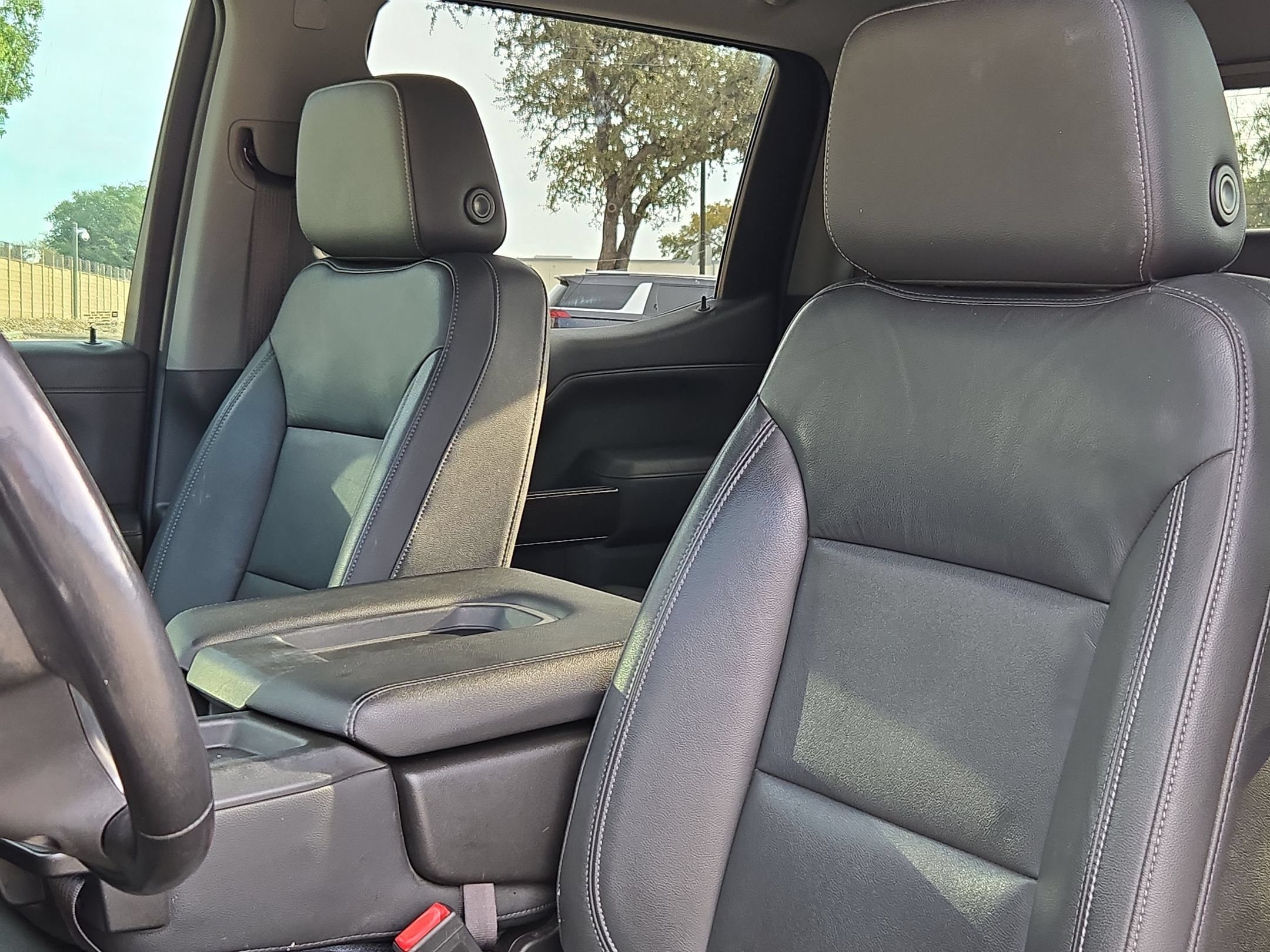 Used 2019 Chevrolet Silverado 1500 LT w/ Texas Edition AWD/4WD image 13