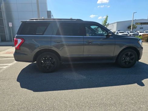 Used 2021 Ford Expedition XLT RWD image 8
