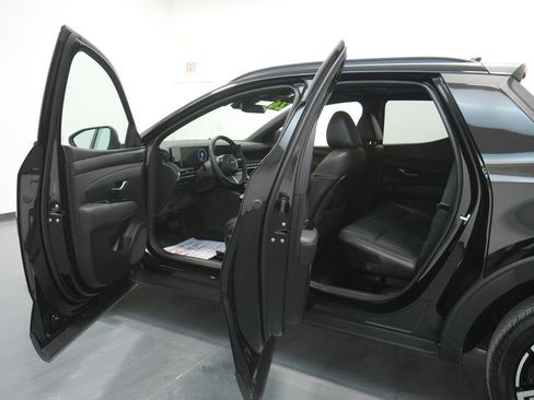 Used 2026 Hyundai Santa Cruz Limited image 25