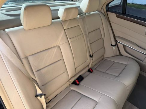 Used 2016 Mercedes-Benz E 350 Sedan image 51