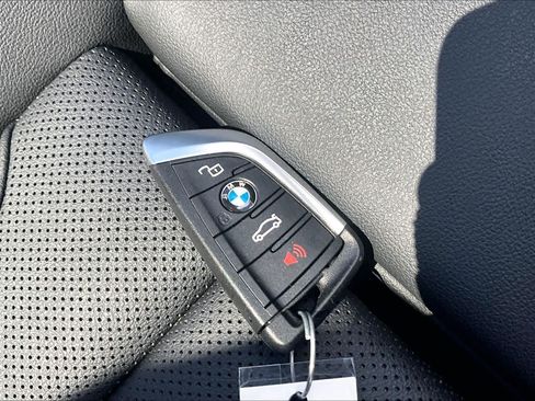 Used 2024 BMW X3 sDrive30i w/ Premium Package w/ZPA RWD image 14