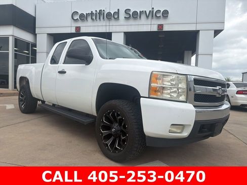 Used 2008 Chevrolet Silverado 1500 LT w/ All Star Edition RWD image 1