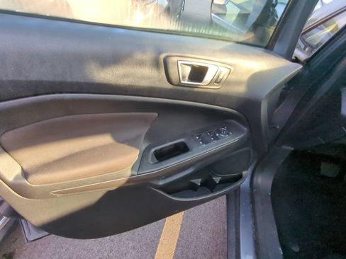 Used 2018 Ford EcoSport SE FWD image 8