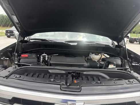 Certified 2024 Chevrolet Silverado 1500 High Country w/ Technology Package AWD/4WD image 30