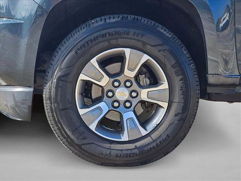 Used 2017 Chevrolet Colorado Z71 image 16