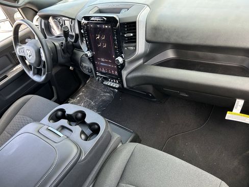 New 2026 RAM 2500 Tradesman AWD/4WD image 8