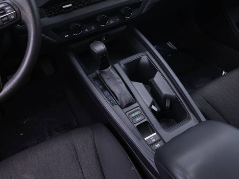Certified 2023 Honda Accord EX image 12