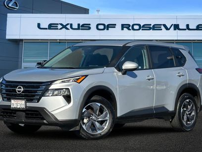 Used 2024 Nissan Rogue SV