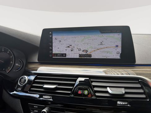 Used 2018 BMW 530i RWD image 20