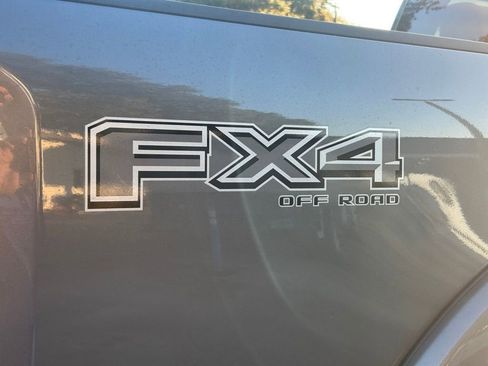 New 2026 Ford F250 Lariat w/ Black Appearance Package image 22