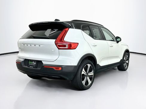 Used 2023 Volvo XC40 Recharge Plus AWD/4WD image 9