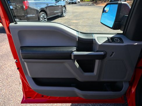 Used 2016 Ford F150 XLT w/ Equipment Group 301A Mid RWD image 25