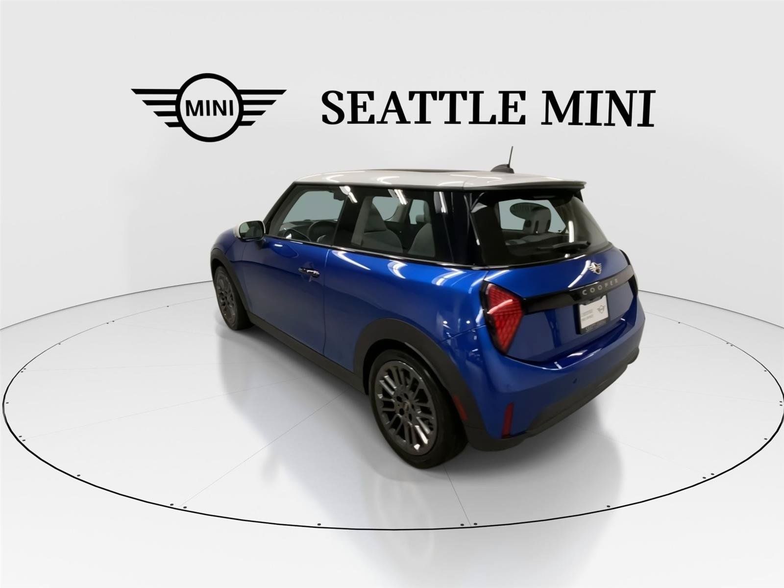 Used 2025 MINI Cooper S FWD image 8