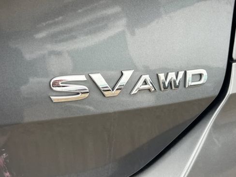 Used 2020 Nissan Rogue SV image 15