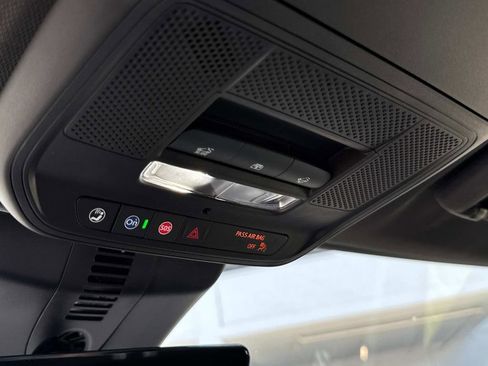 New 2026 Chevrolet Traverse LT w/ Sun and Wheel Package image 29