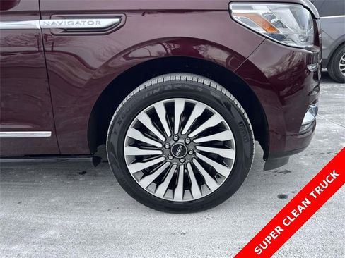 Used 2018 Lincoln Navigator Reserve w/ Technology Package image 6