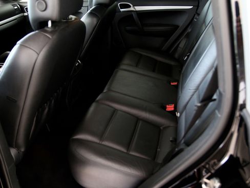 Used 2009 Porsche Cayenne AWD/4WD image 10