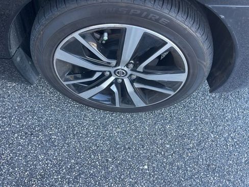 Used 2021 Nissan Maxima 3.5 SV w/ Floor Mat Group image 30