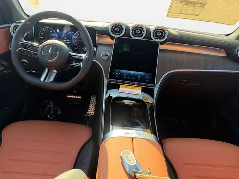 New 2026 Mercedes-Benz GLC 300 image 9