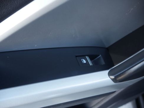 Certified 2021 Audi Q3 2.0T Premium Plus image 24