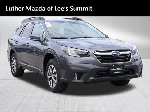 Used 2020 Subaru Outback Premium AWD/4WD image 1