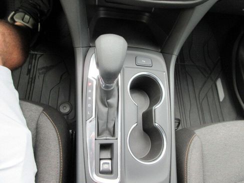 Used 2024 Chevrolet Equinox LT w/ LPO, Floor Liner Package image 23