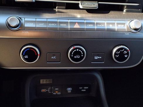 New 2026 Hyundai Kona SE image 17