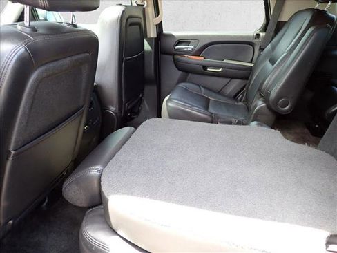 Used 2009 Chevrolet Tahoe LTZ AWD/4WD image 11