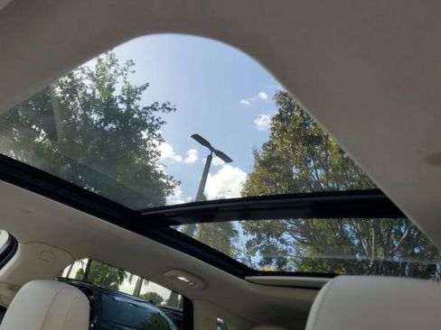 Certified 2023 Cadillac XT5 Premium Luxury w/ Technology Package image 20