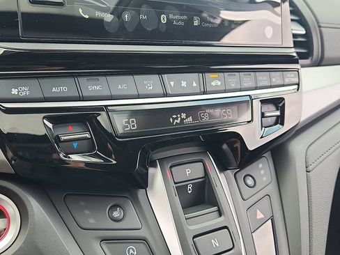 New 2026 Honda Odyssey EX-L image 16