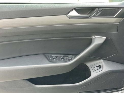 Used 2020 Volkswagen Arteon SE image 19