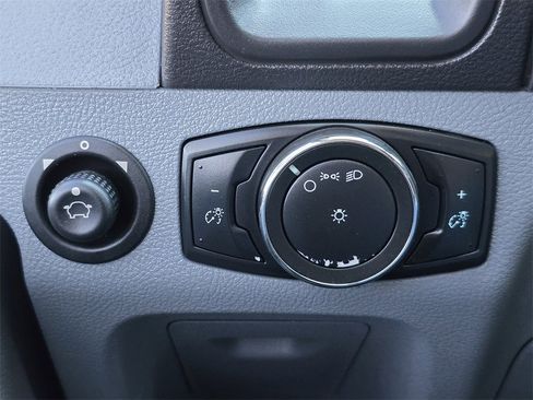 Used 2019 Ford Transit 250 148 High Roof image 33